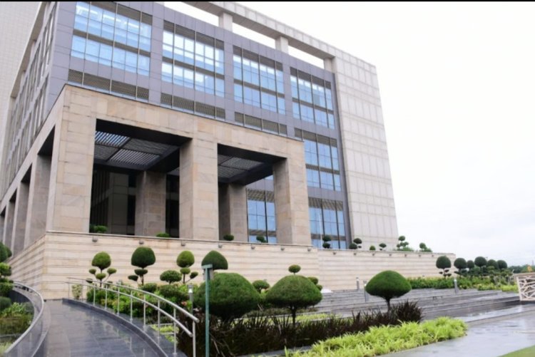 ग्रेटर नोएडा प्राधिकरण द्वारा सिंगल स्टोरी भवनों का आज कराया गया ड्रॉ