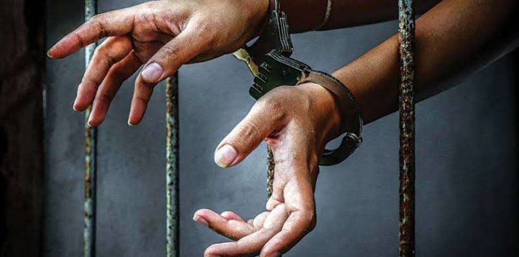 ग्रेटर नोएडा में संविधान के खिलाफ ऑनलाइन पोस्ट करने पर व्यक्ति गिरफ्तार,जानिए क्या था मामला।