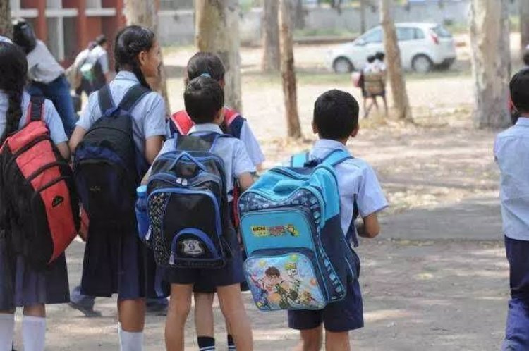 नोएडा के सभी स्कूल खुले लेकिन टाइमिंग में बदलाव