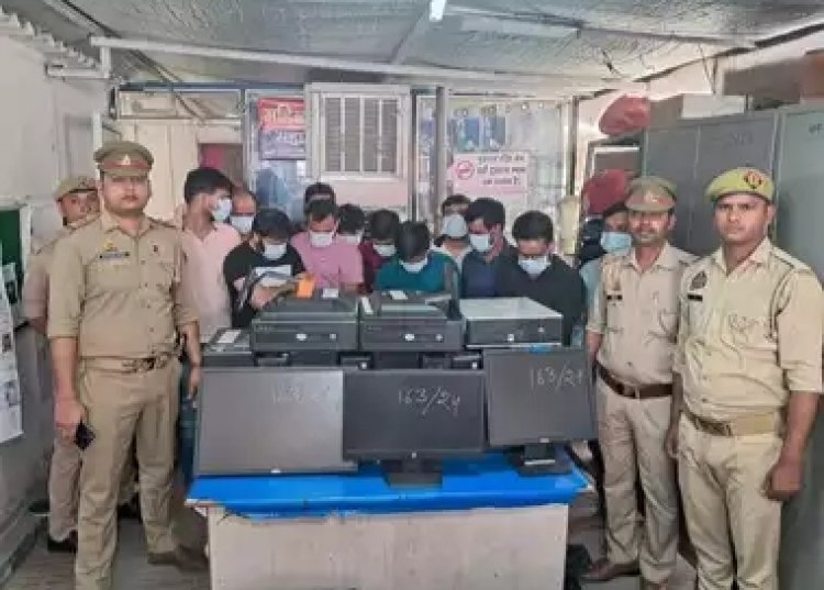 विदेशी नागरिकों को एंटीवायरस बेचने के नाम पर ठगने वाले 12 ठग को पुलिस ने किया गिरफ्तार