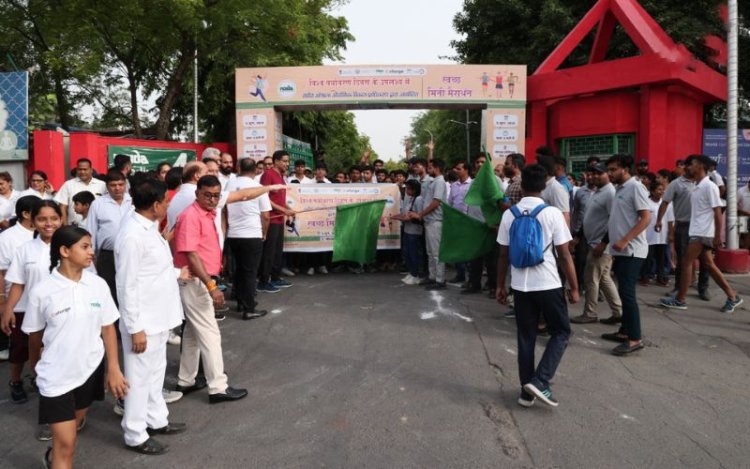 विश्व पर्यावरण दिवस पर नोएडा वासियों ने लगाई दौड़