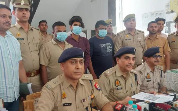 दवाईयों के नीचे छुपाया था उड़ीसा और आंध्र प्रदेश से लाया गया गांजा