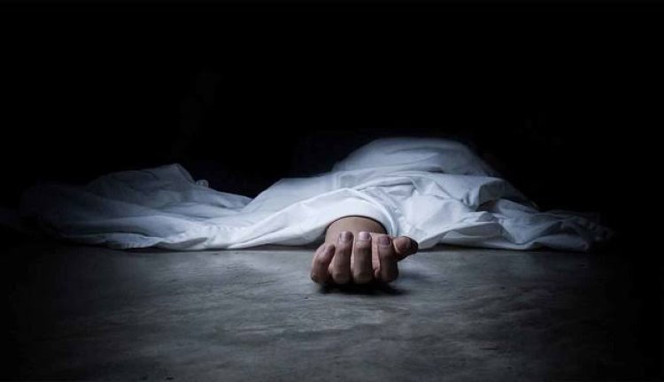 रात में छत पर सोने गया था शख्स, सुबह नीचे मिला शव