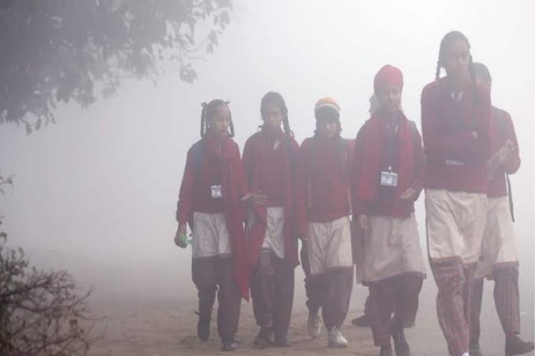 नोएडा में नर्सरी से आठवीं तक के स्कूल बंद