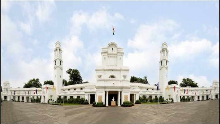 आप विधायकोें को विधानसभा से निलंबित व परिसर में प्रवेश न देने के मामले
